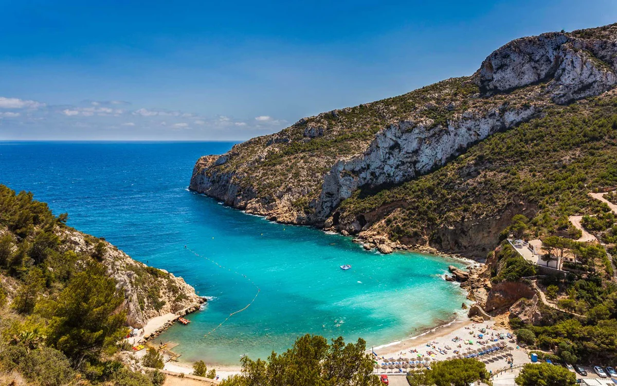 Best Beaches in the UK for the Perfect Sandy Getaway